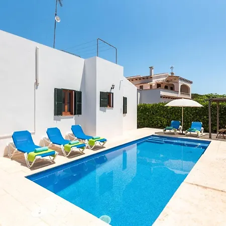 Villa Mestral By *
